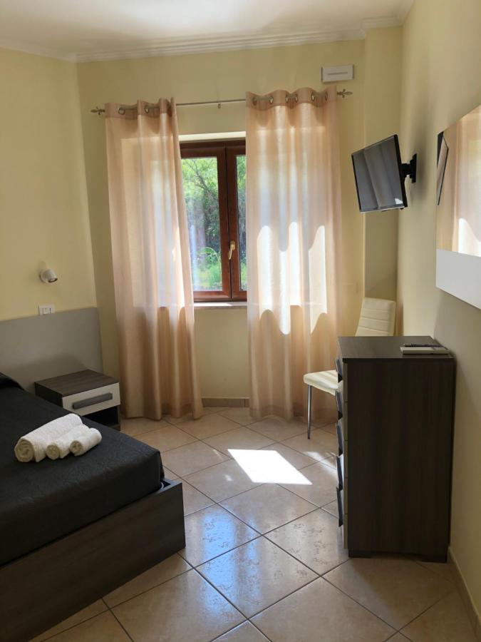 Residenza De Luca B&B Тропеа Екстериор снимка