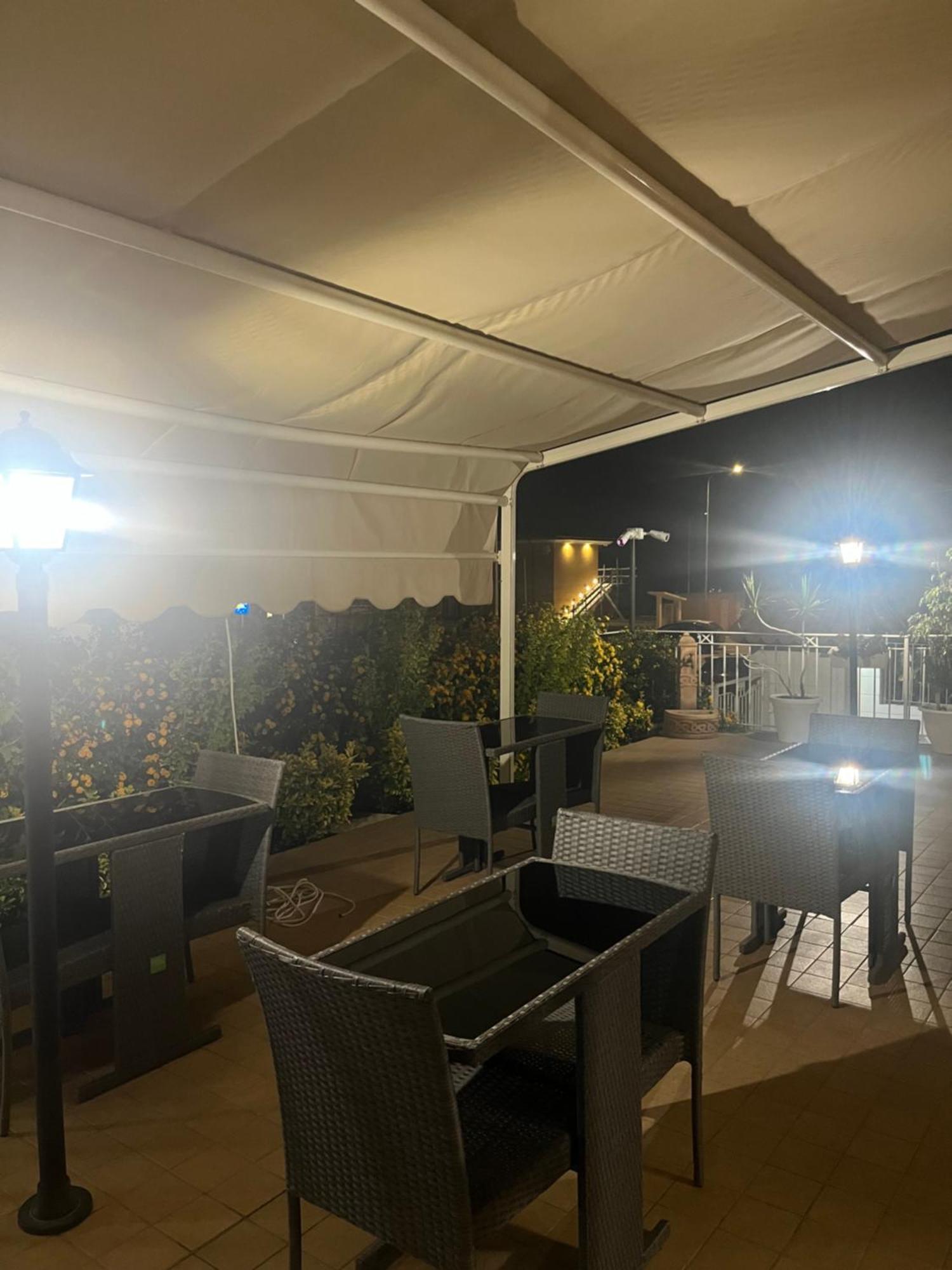 Residenza De Luca B&B Тропеа Екстериор снимка