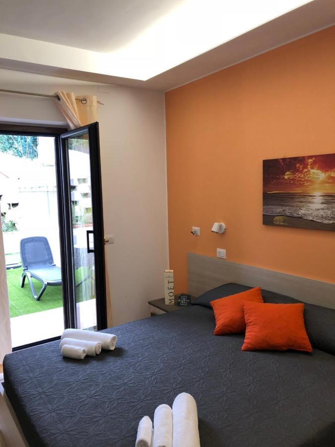 Residenza De Luca B&B Тропеа Екстериор снимка